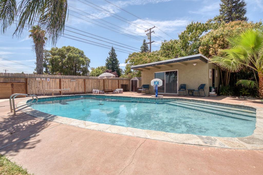 1002 Mount Vernon Drive