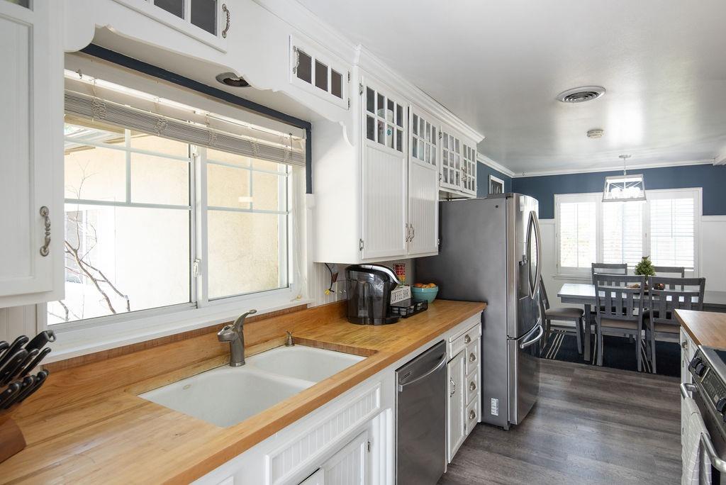 1002 Mount Vernon Drive