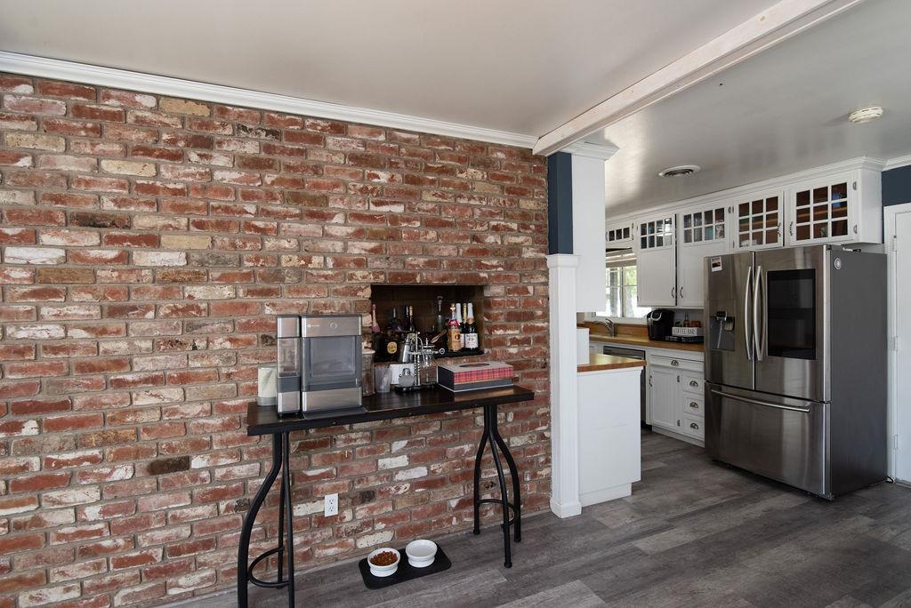 1002 Mount Vernon Drive