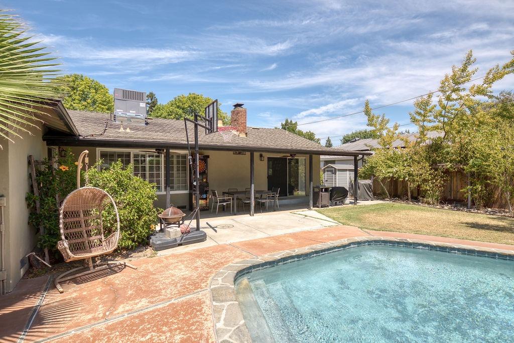 1002 Mount Vernon Drive