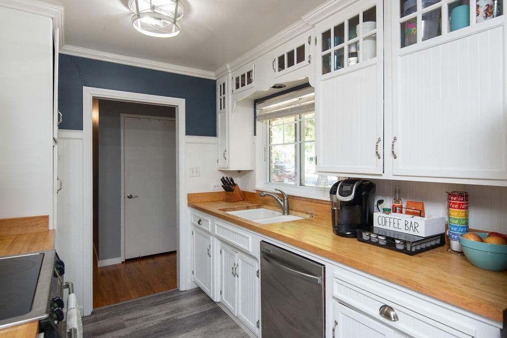 1002 Mount Vernon Drive