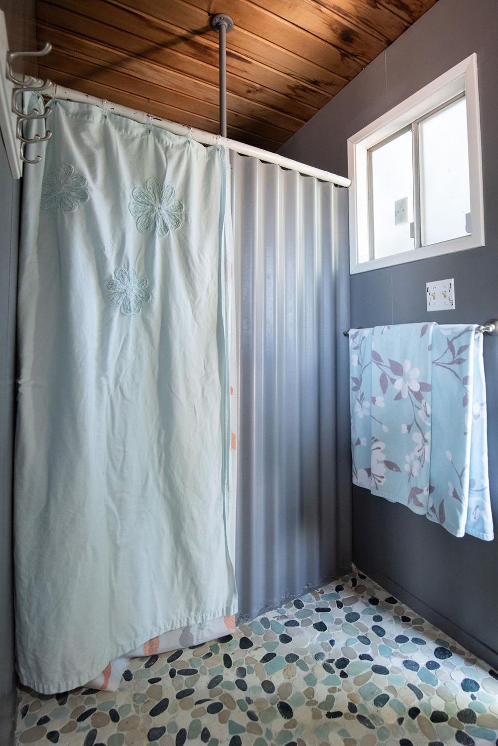 1002 Mount Vernon Drive