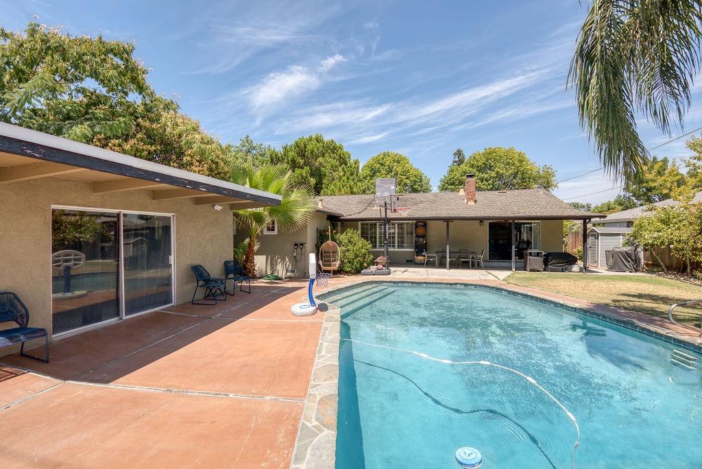 1002 Mount Vernon Drive