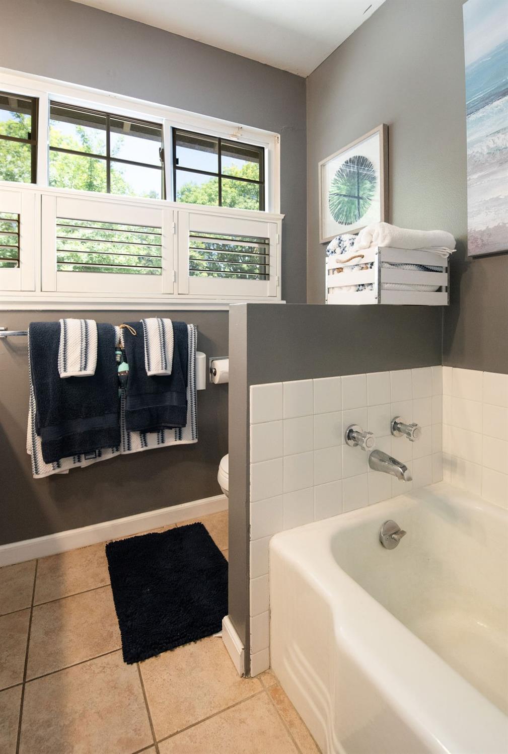 1002 Mount Vernon Drive