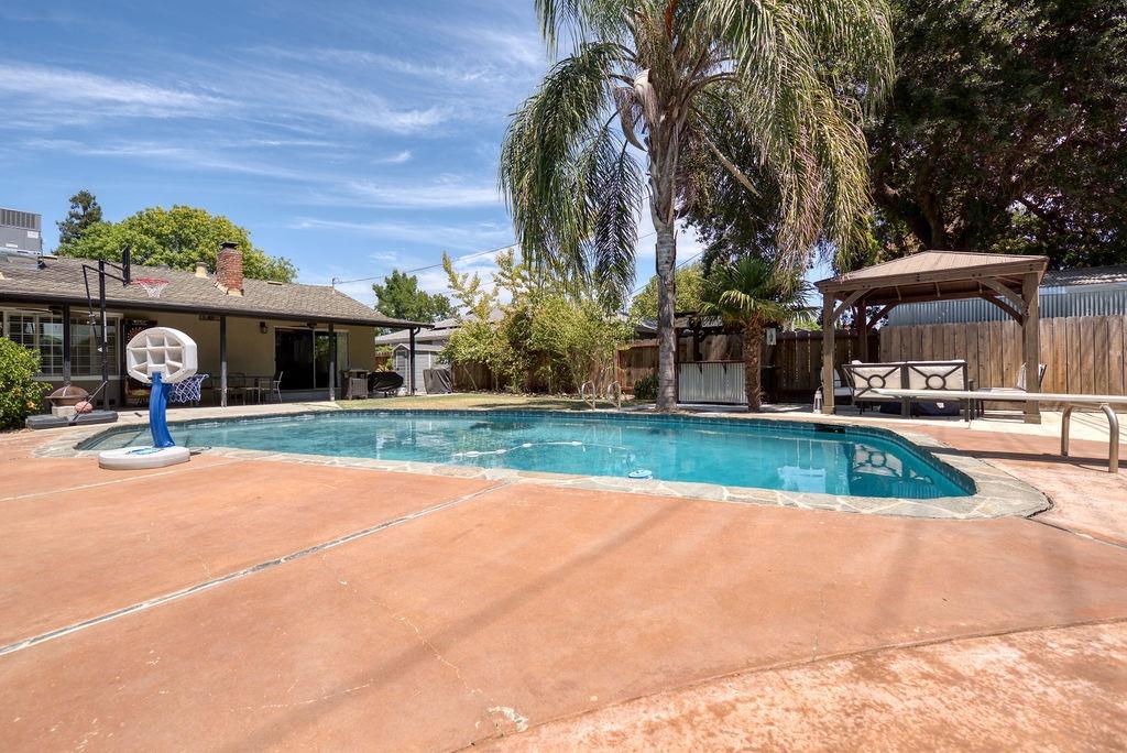 1002 Mount Vernon Drive