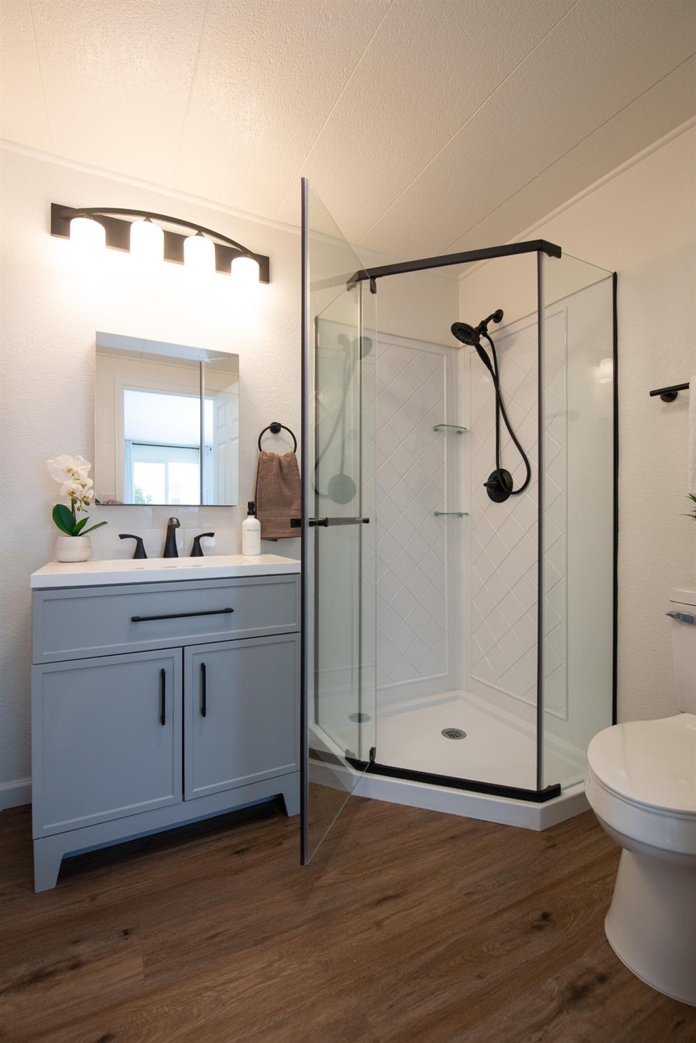 2505 Jackson Avenue 186