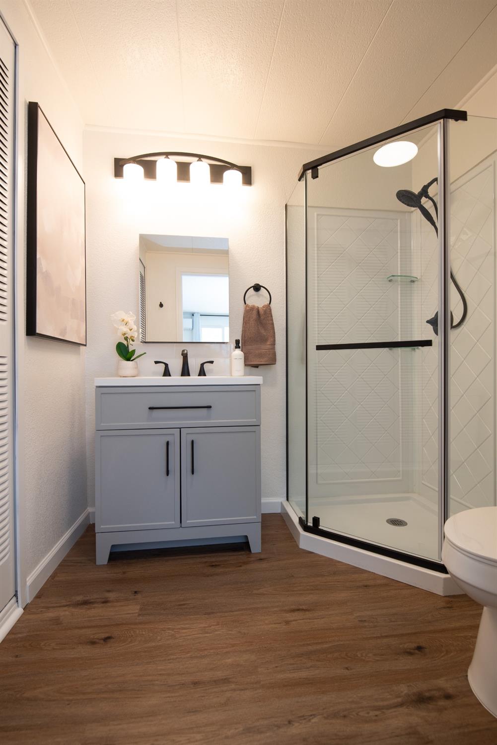 2505 Jackson Avenue 186