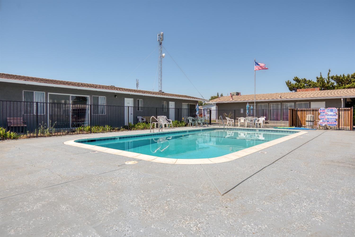 2505 Jackson Avenue 186