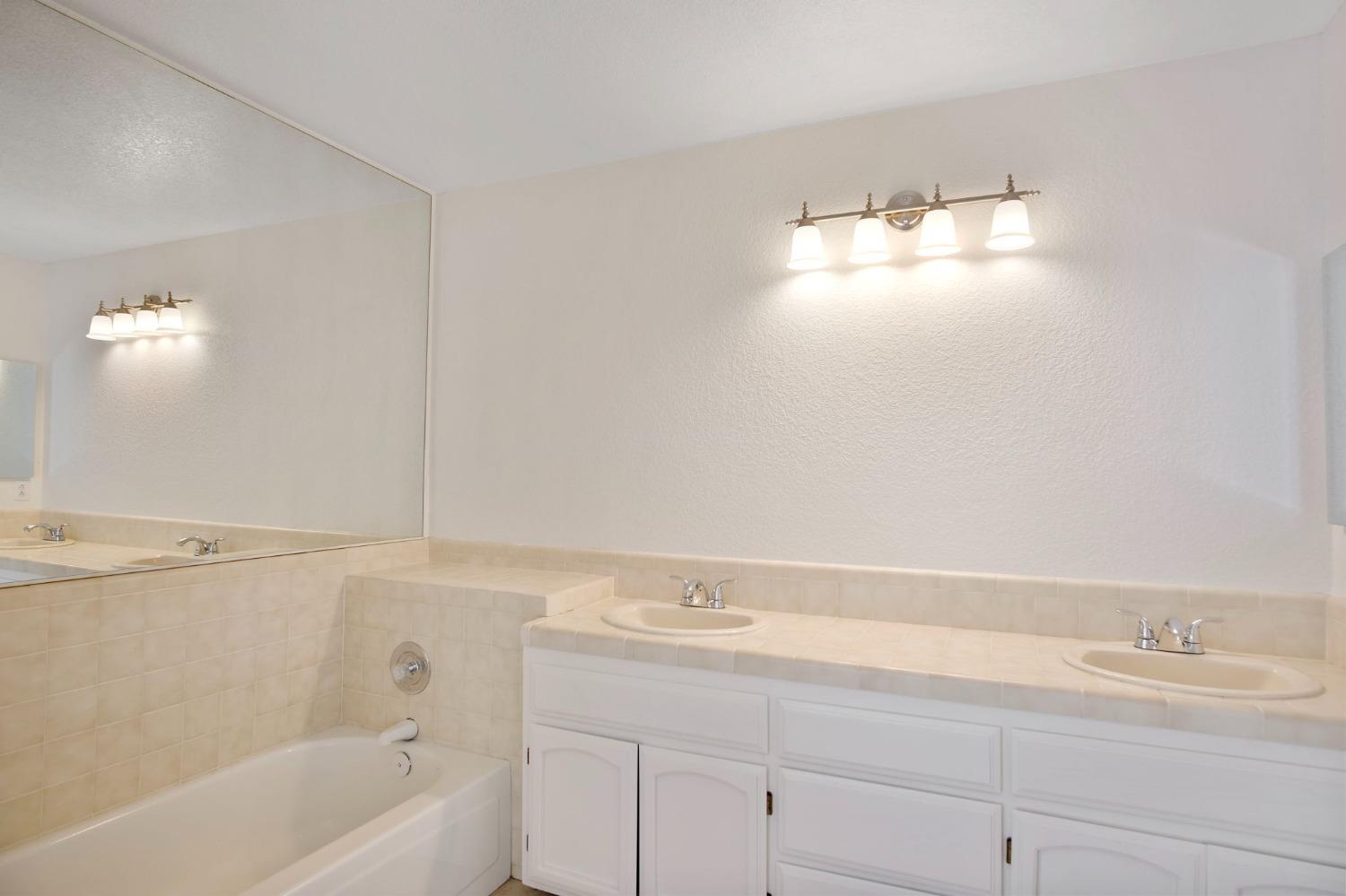 3713 Gatesville Avenue