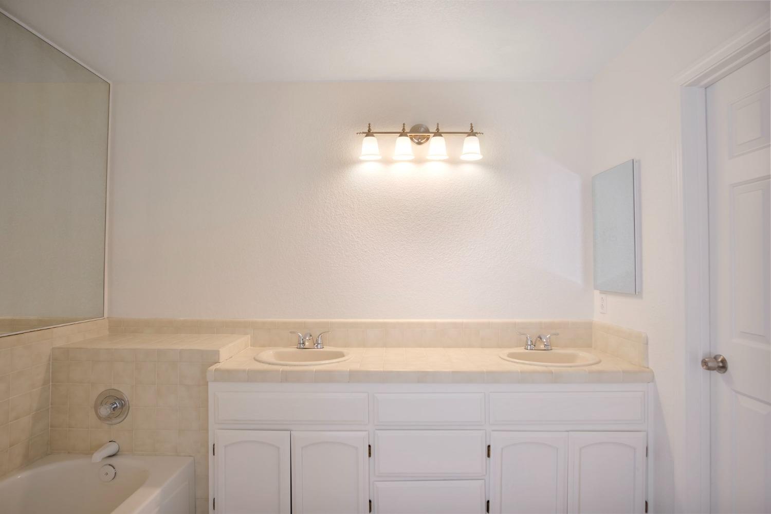 3713 Gatesville Avenue