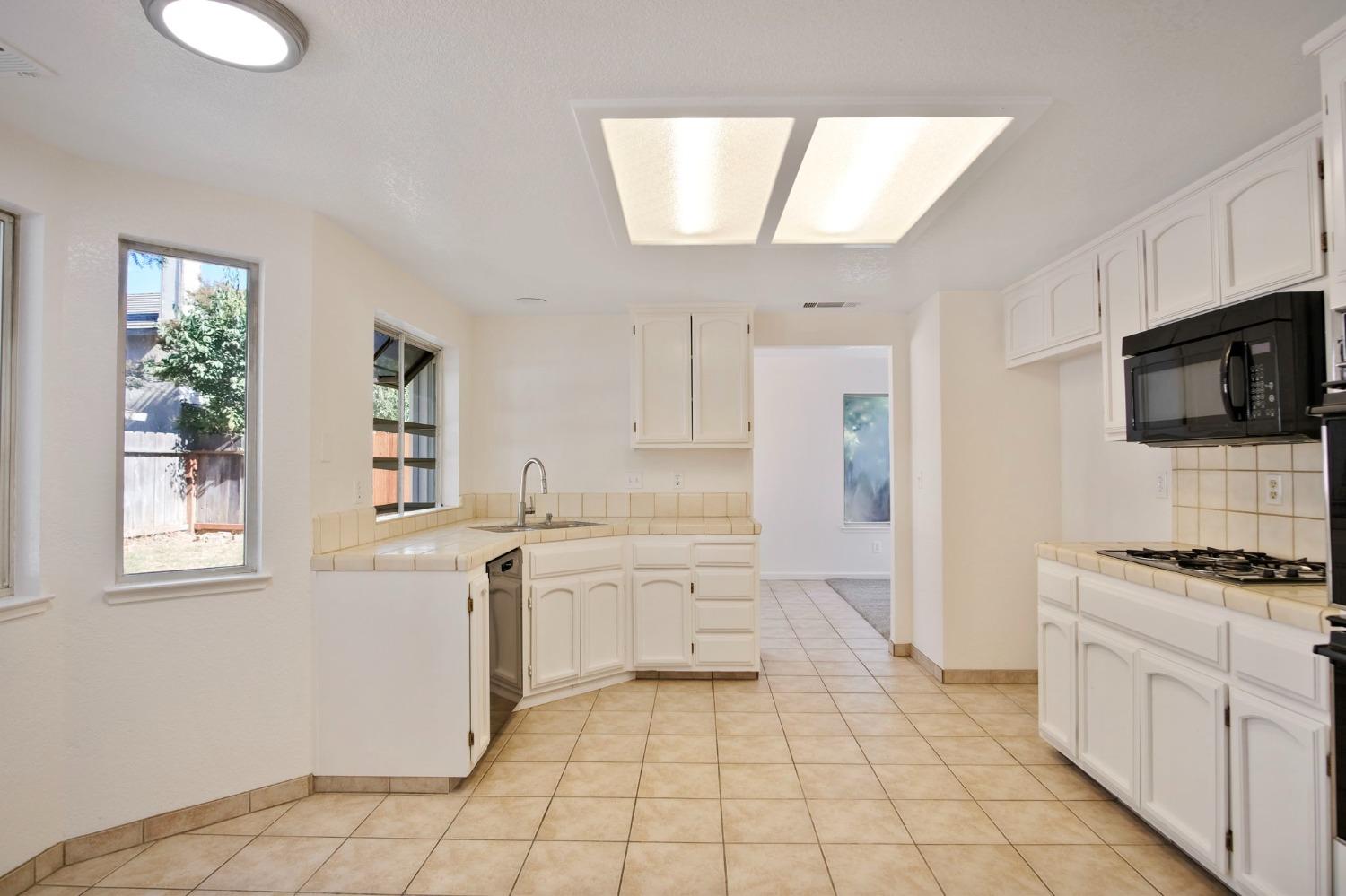 3713 Gatesville Avenue