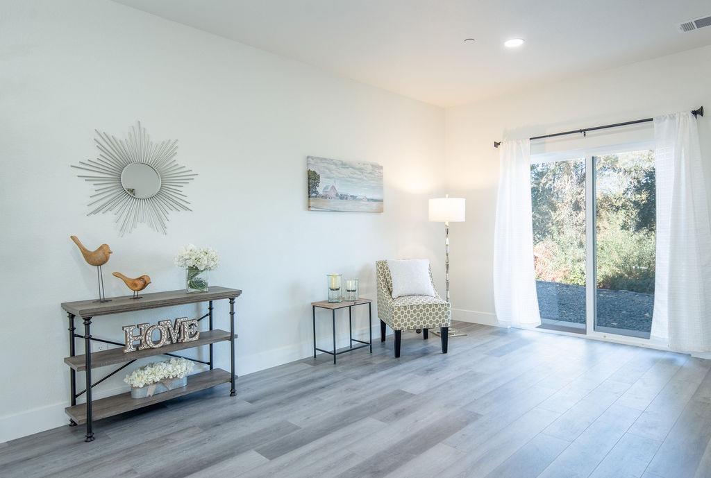 800 La Contenta Drive