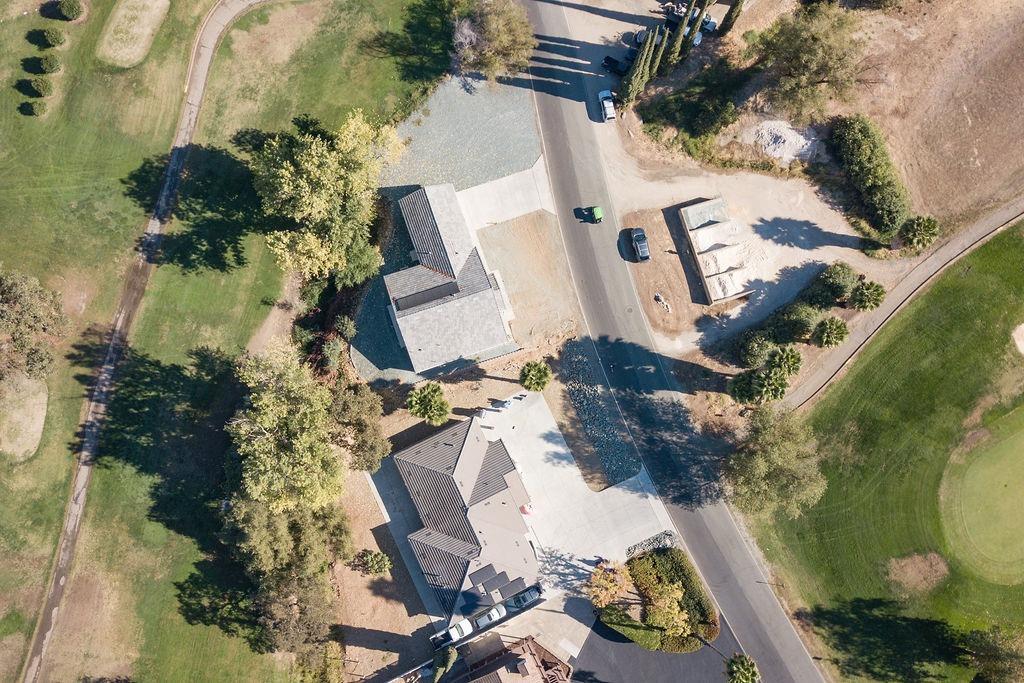 800 La Contenta Drive