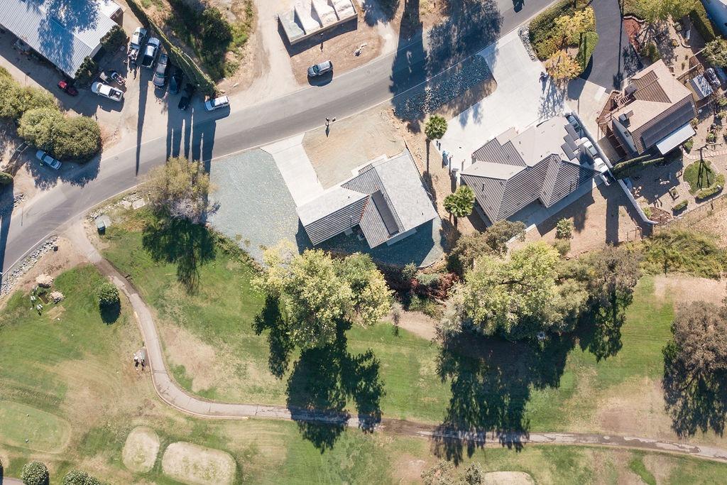 800 La Contenta Drive