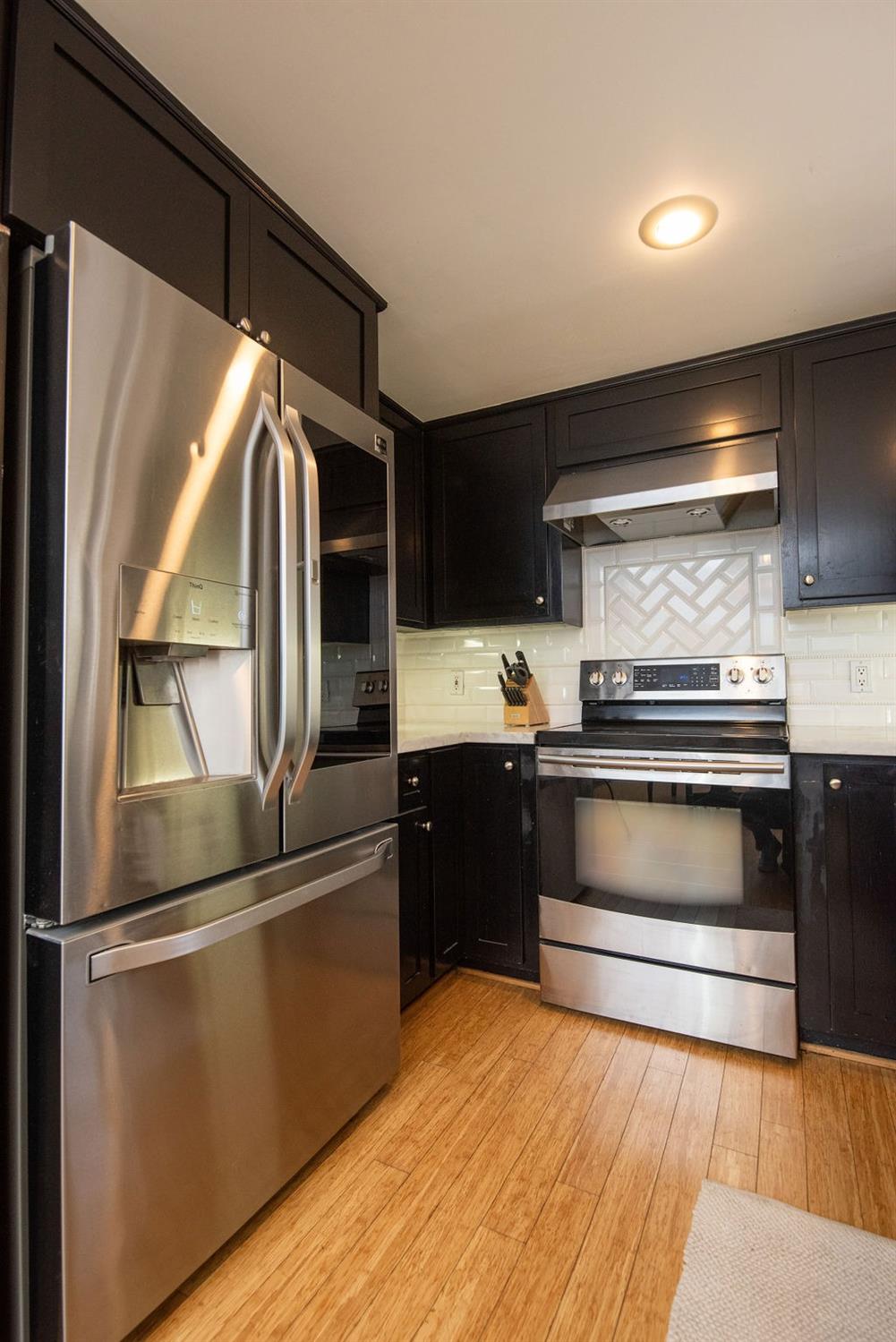 1725 Edgebrook Drive D