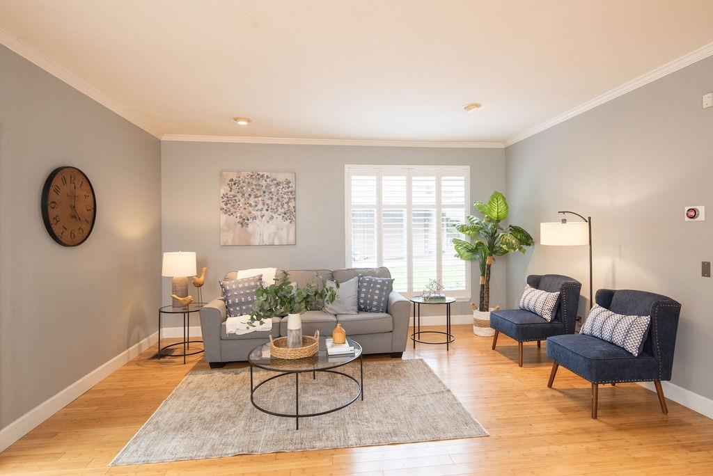 1725 Edgebrook Drive D