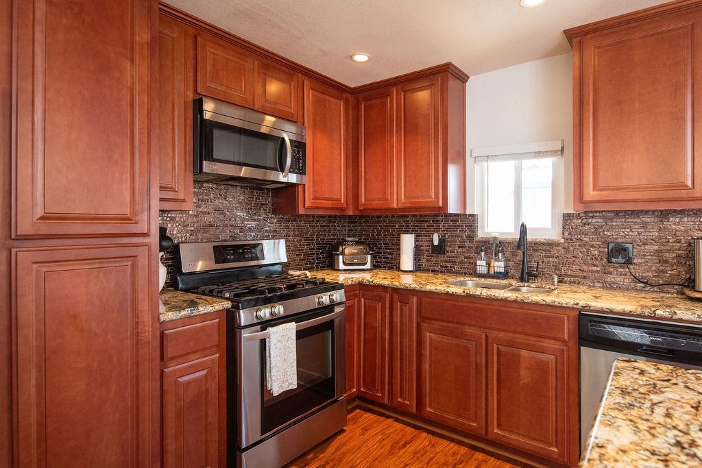 2505 Jackson Avenue 146