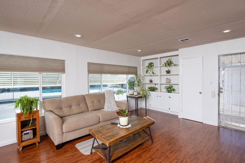 2505 Jackson Avenue 146