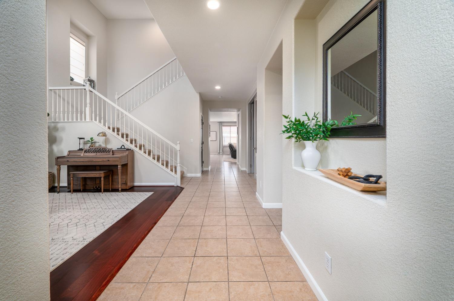 1808 Churchill Downs Circle