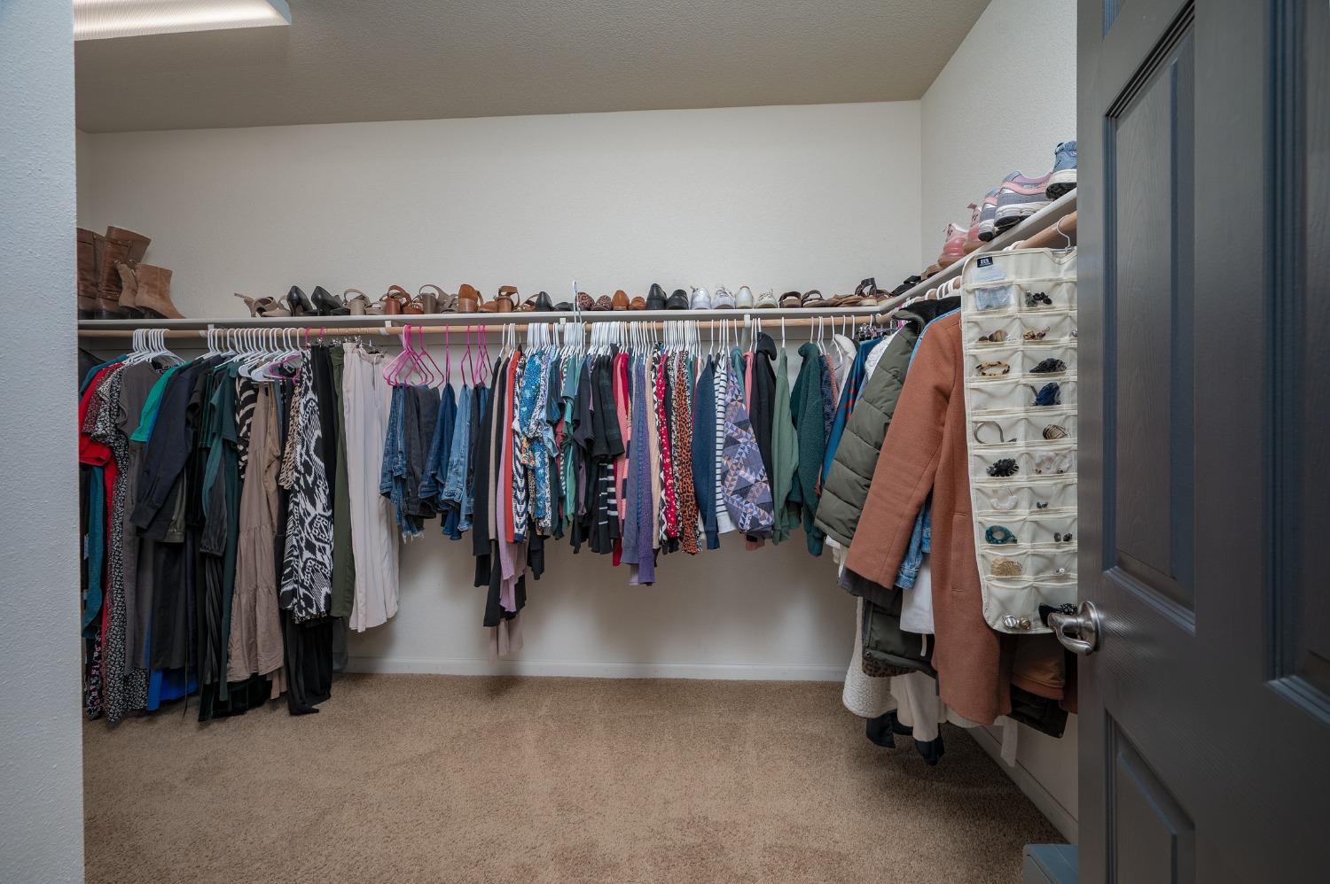 1808 Churchill Downs Circle