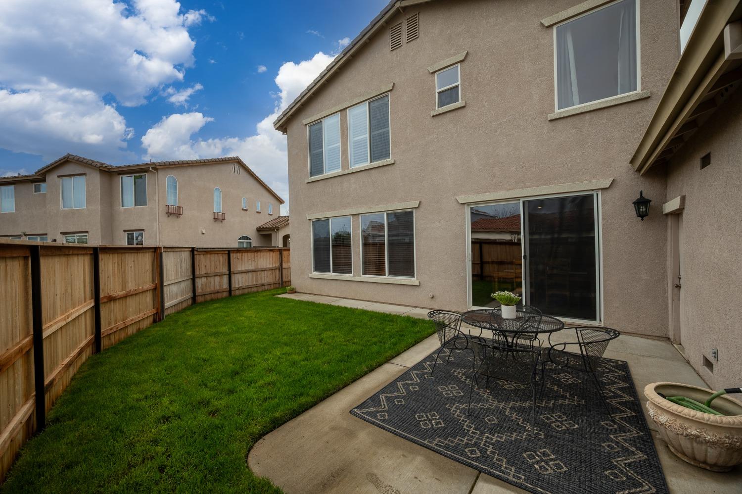 1808 Churchill Downs Circle