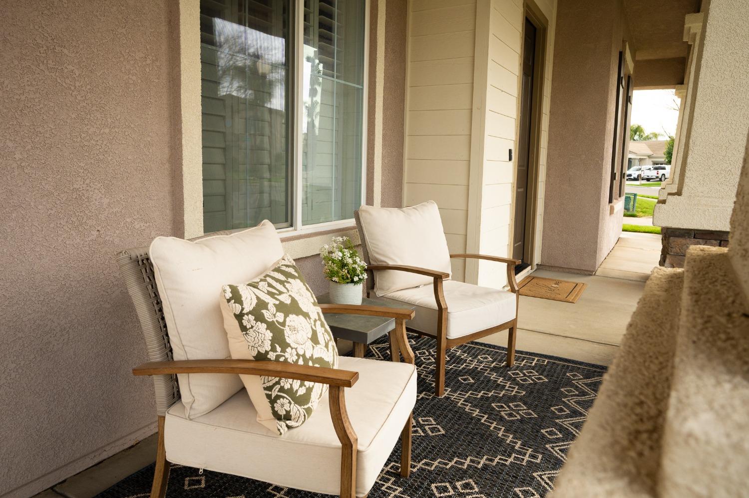 1808 Churchill Downs Circle