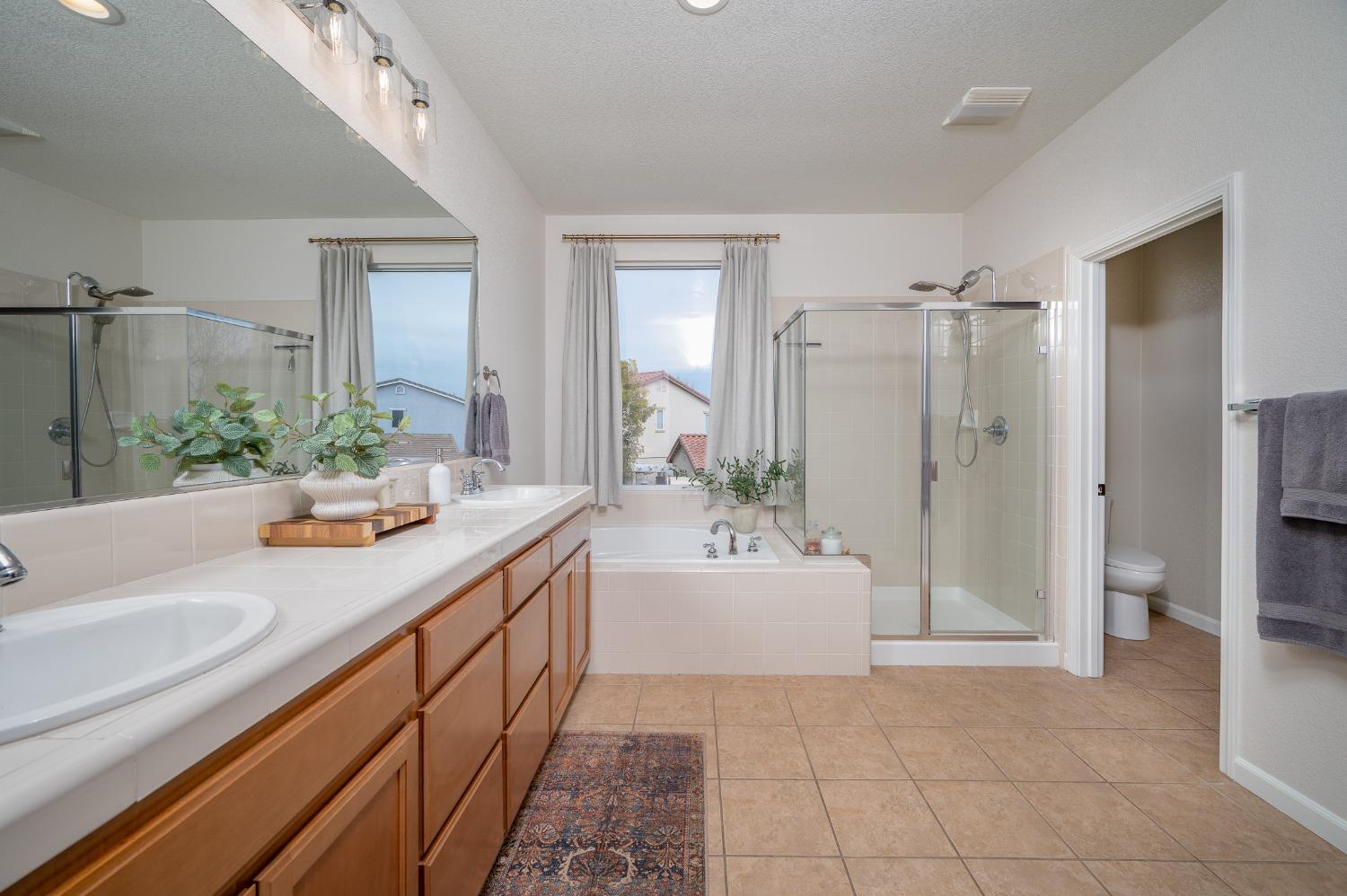 1808 Churchill Downs Circle