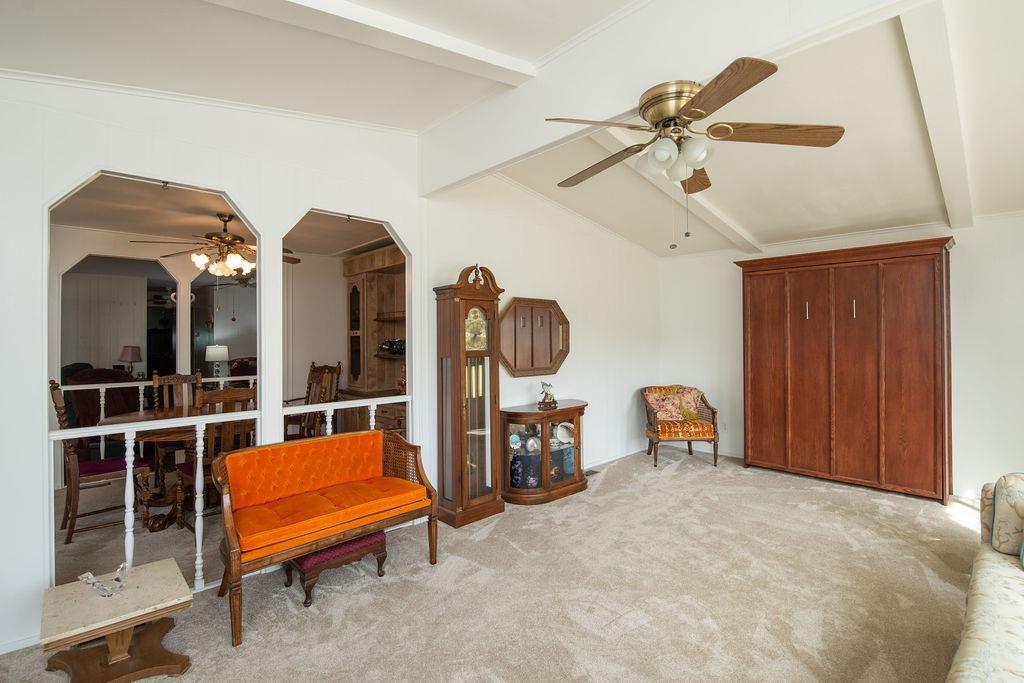 1842 N Ranchero Road