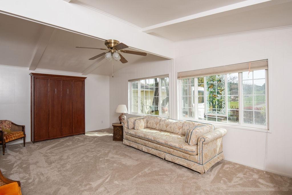 1842 N Ranchero Road