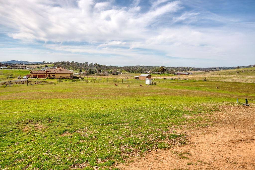 1842 N Ranchero Road