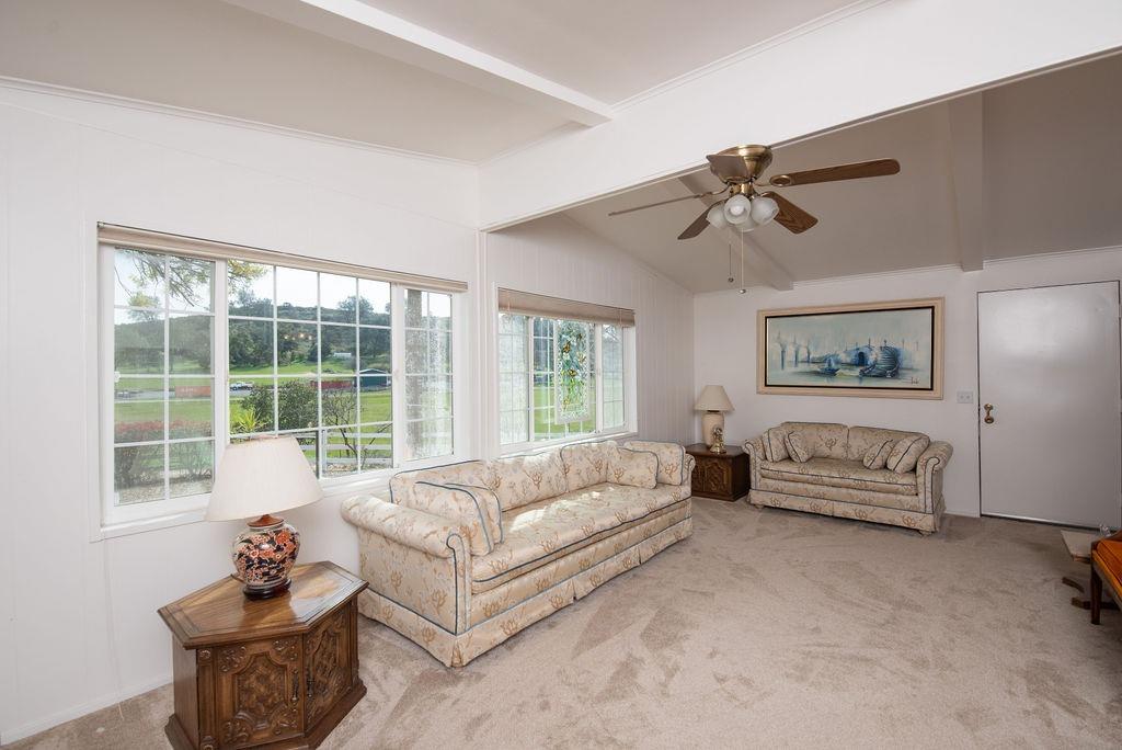 1842 N Ranchero Road