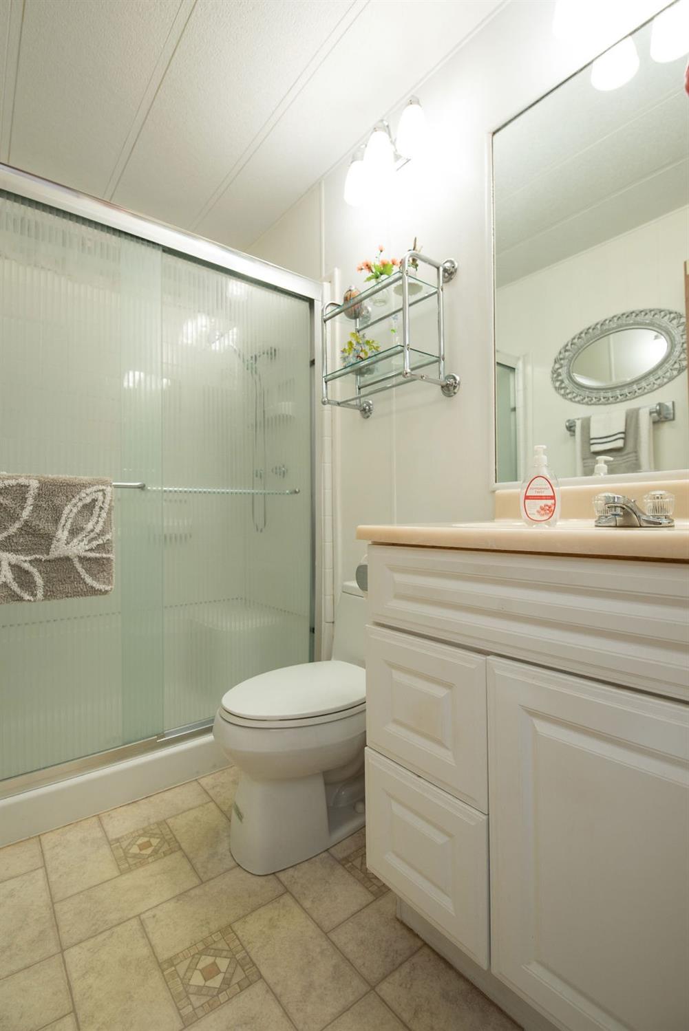 1842 N Ranchero Road