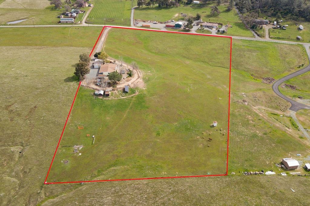 1842 N Ranchero Road