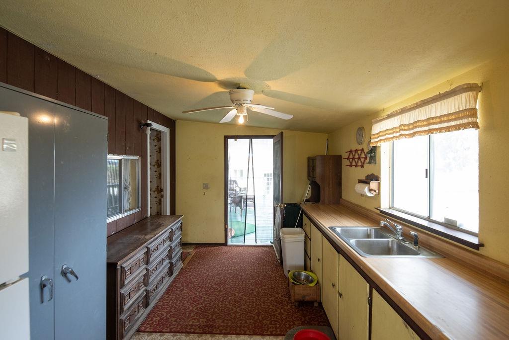 1842 N Ranchero Road