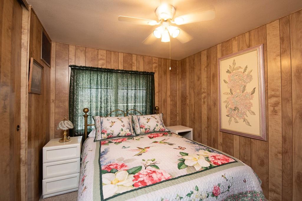 1842 N Ranchero Road