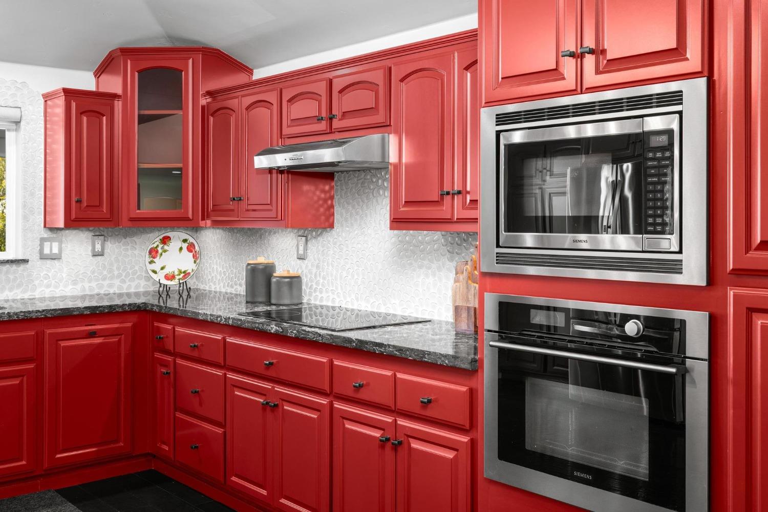 1333 Sycamore Avenue