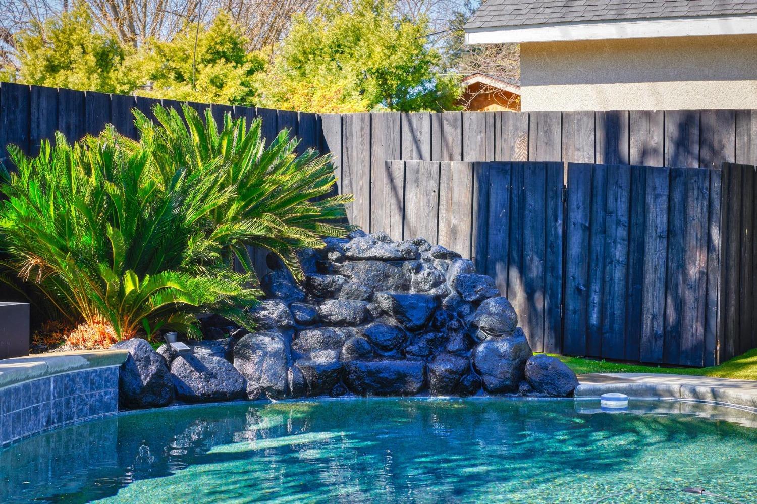 1333 Sycamore Avenue