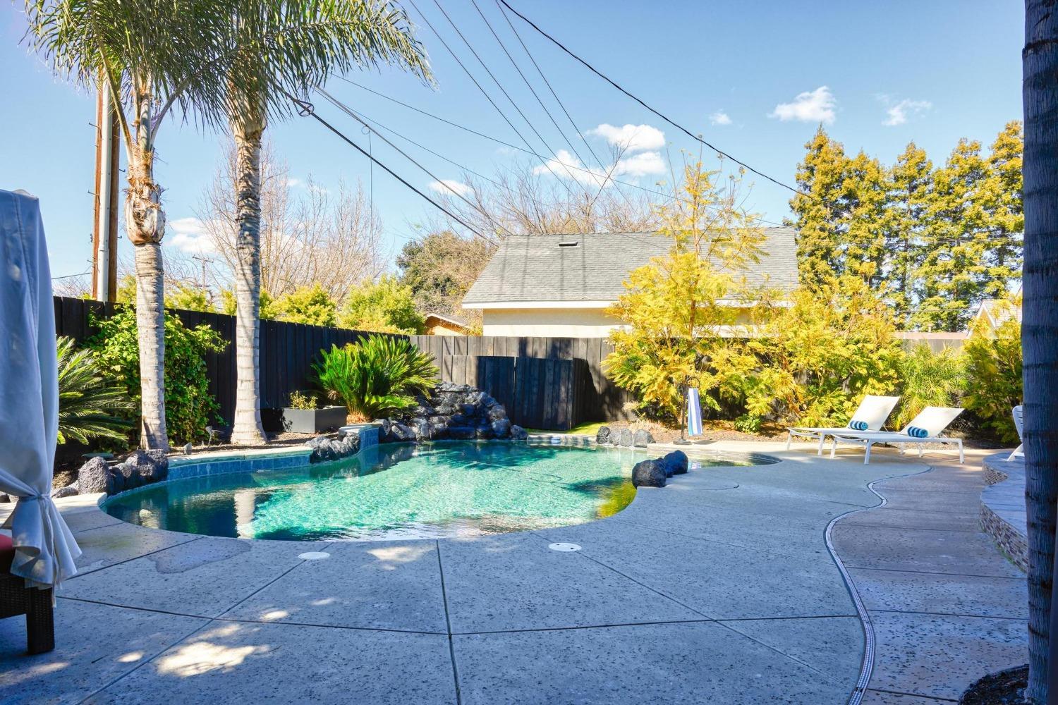 1333 Sycamore Avenue