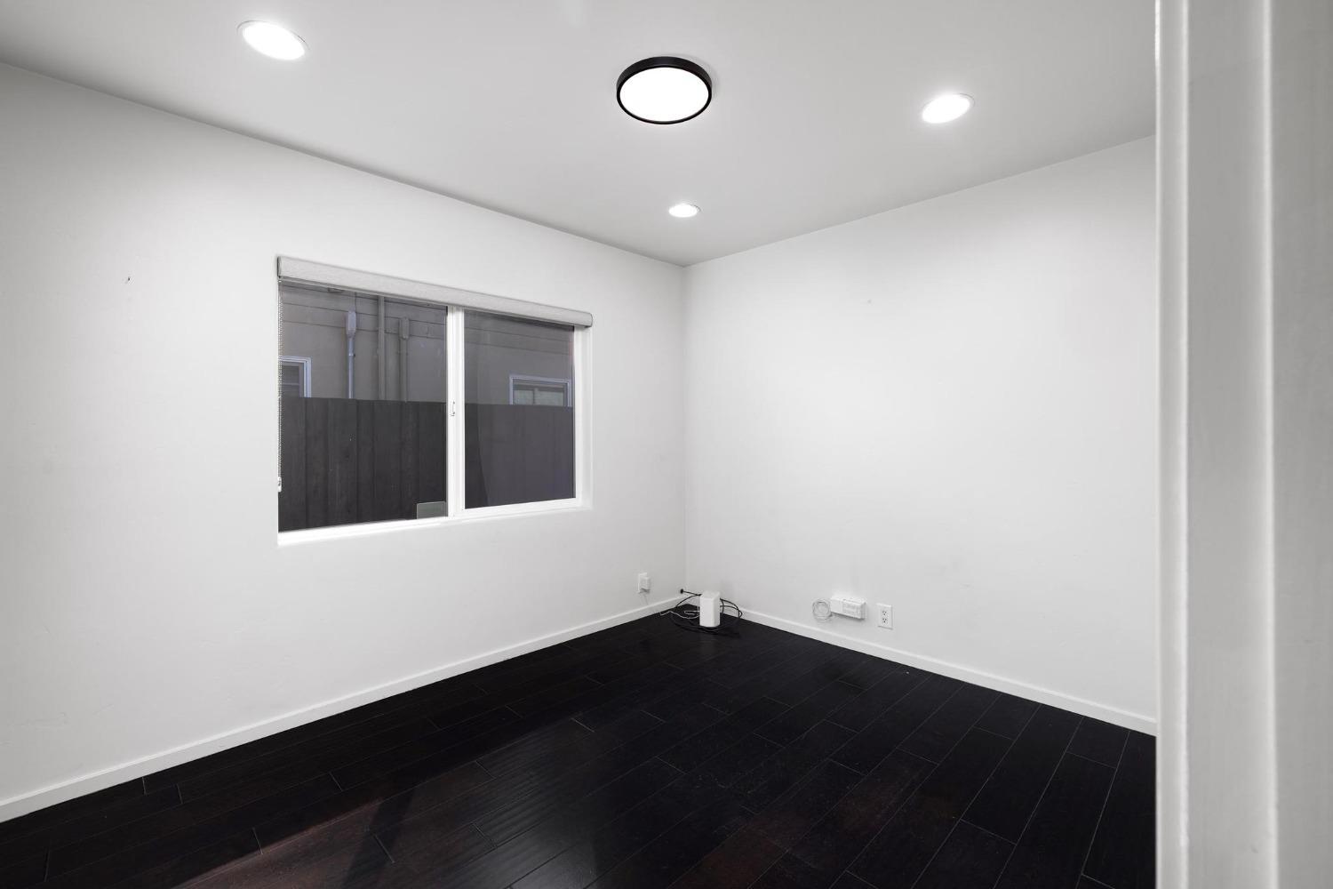 1333 Sycamore Avenue