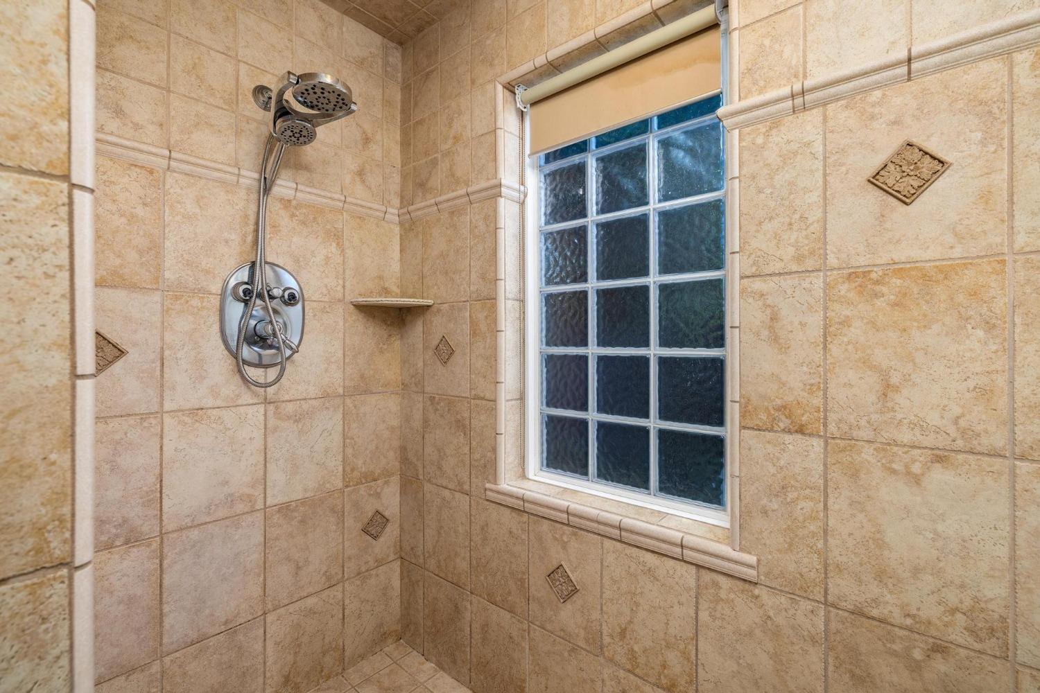 1333 Sycamore Avenue