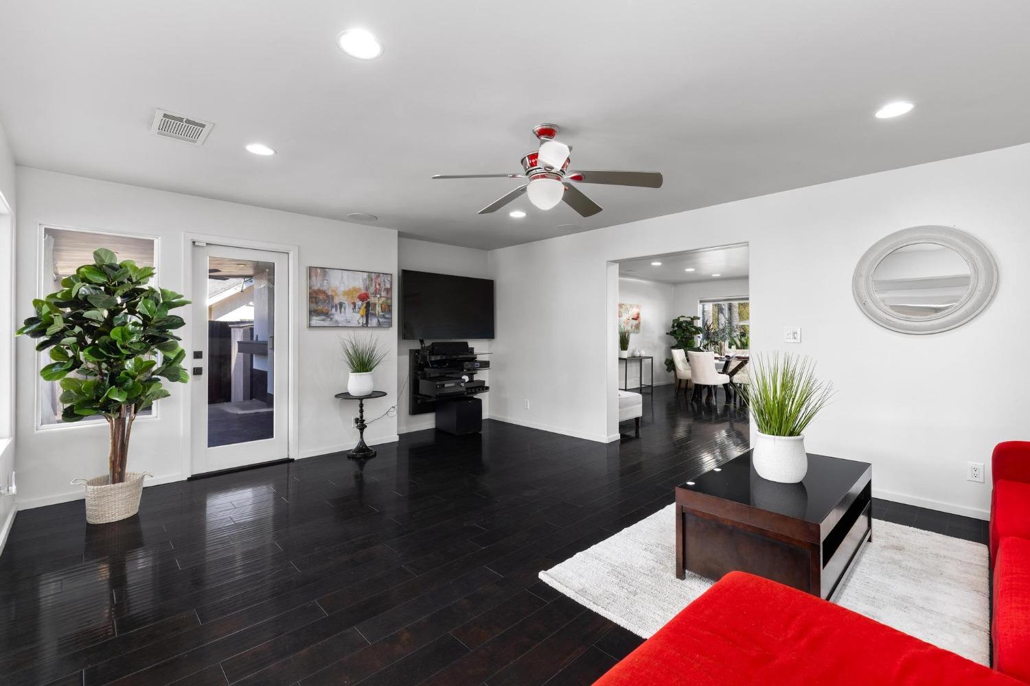 1333 Sycamore Avenue