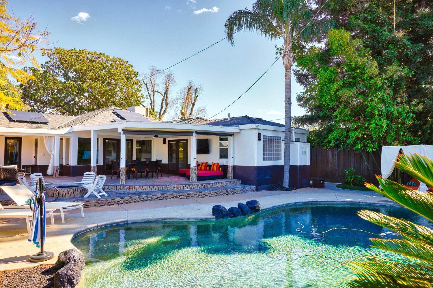 1333 Sycamore Avenue