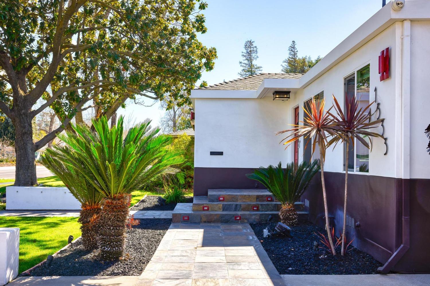 1333 Sycamore Avenue