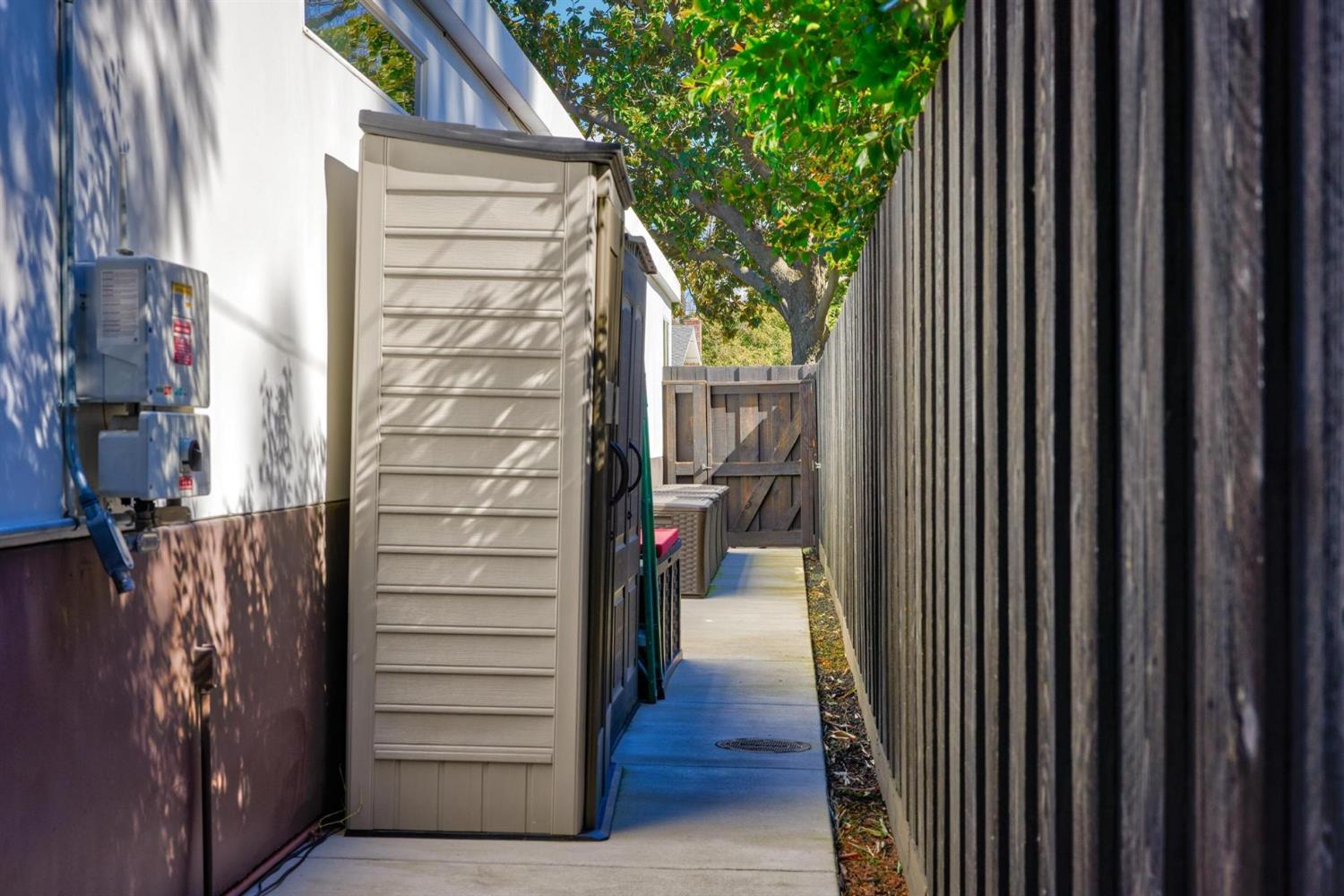 1333 Sycamore Avenue