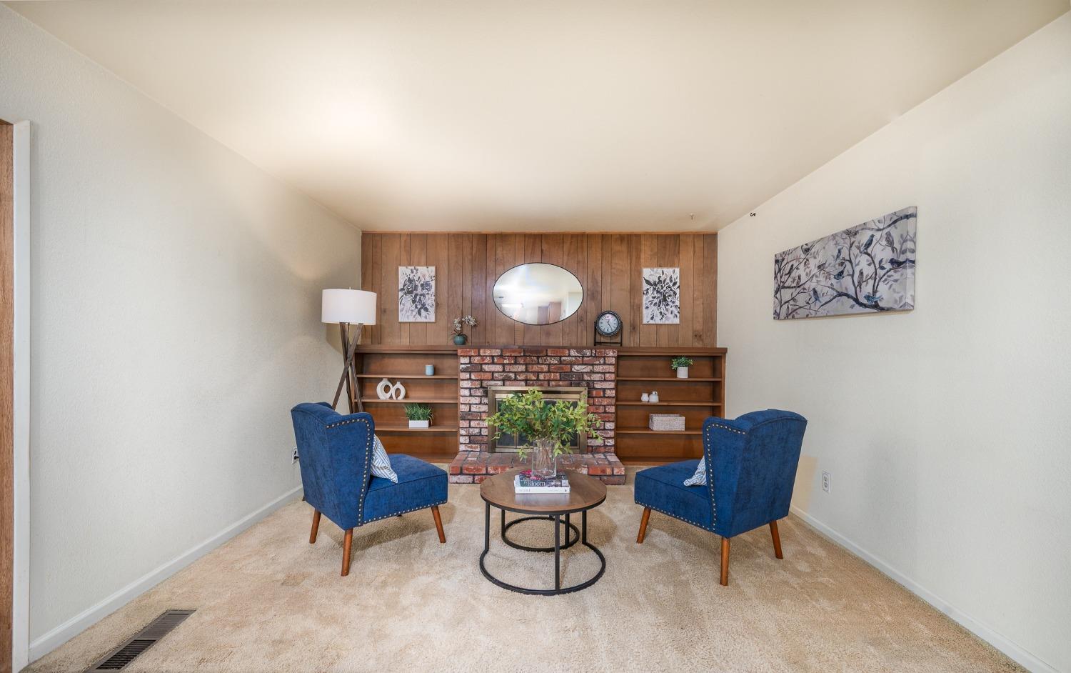 2405 Sharondell Drive