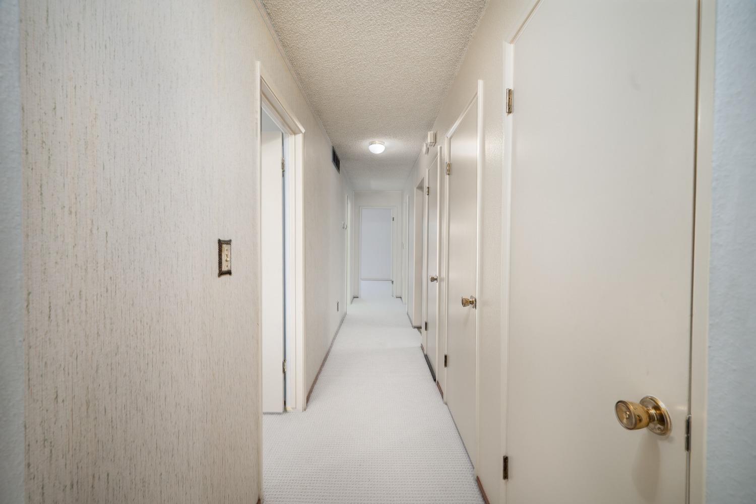 2405 Sharondell Drive