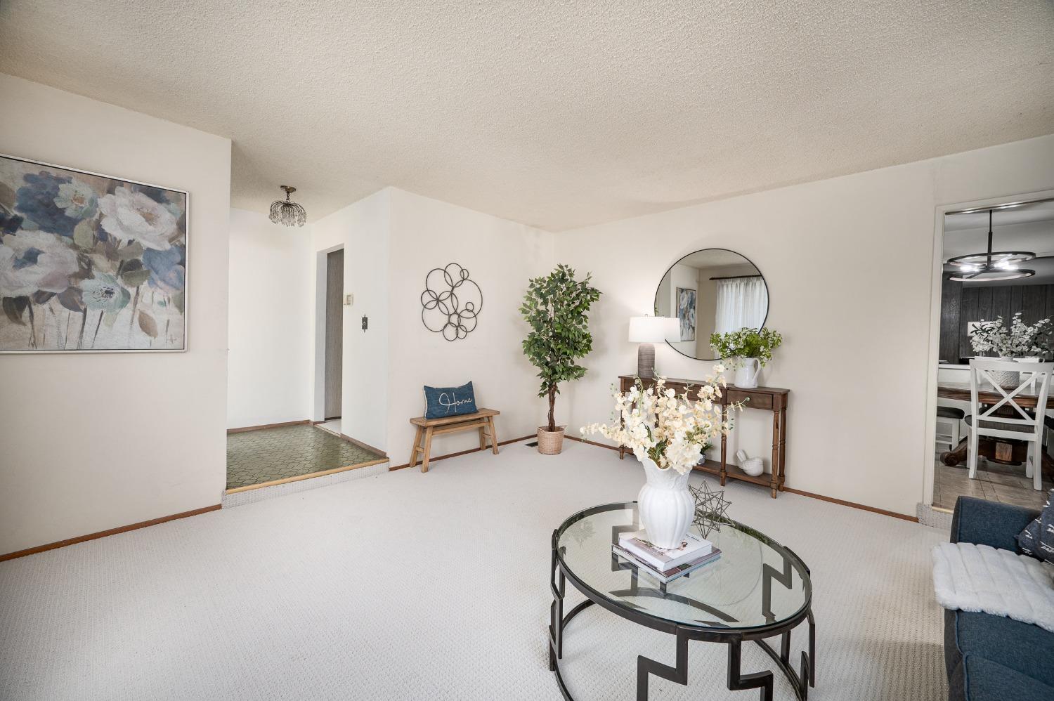 2405 Sharondell Drive