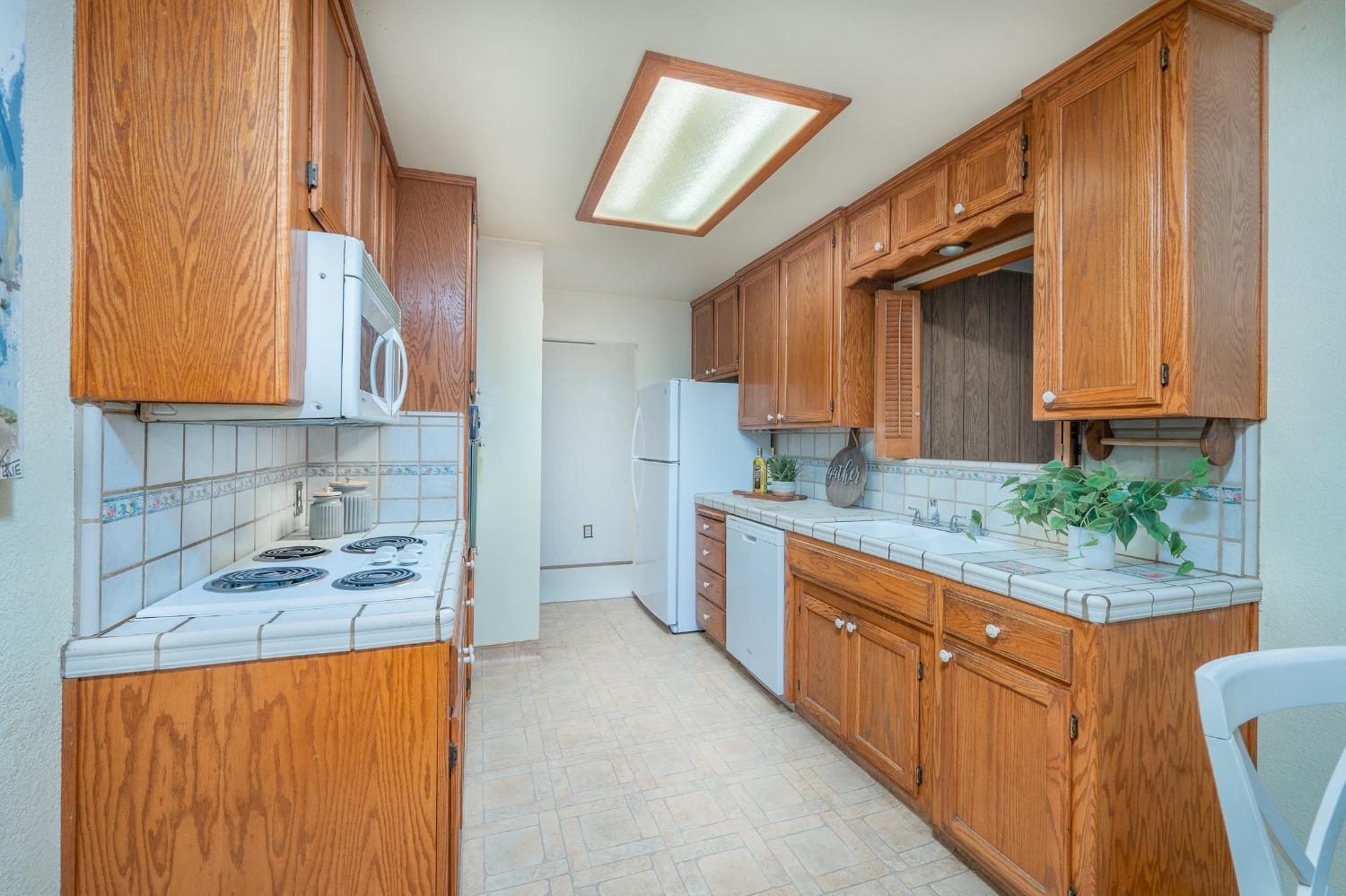 2405 Sharondell Drive