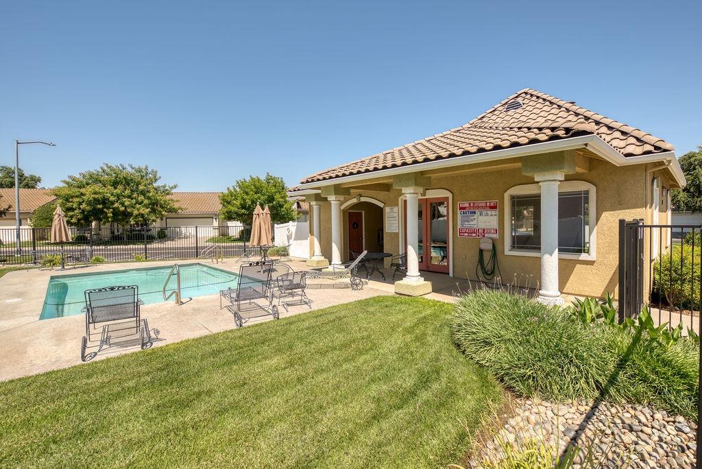 1337 Table Mountain Drive