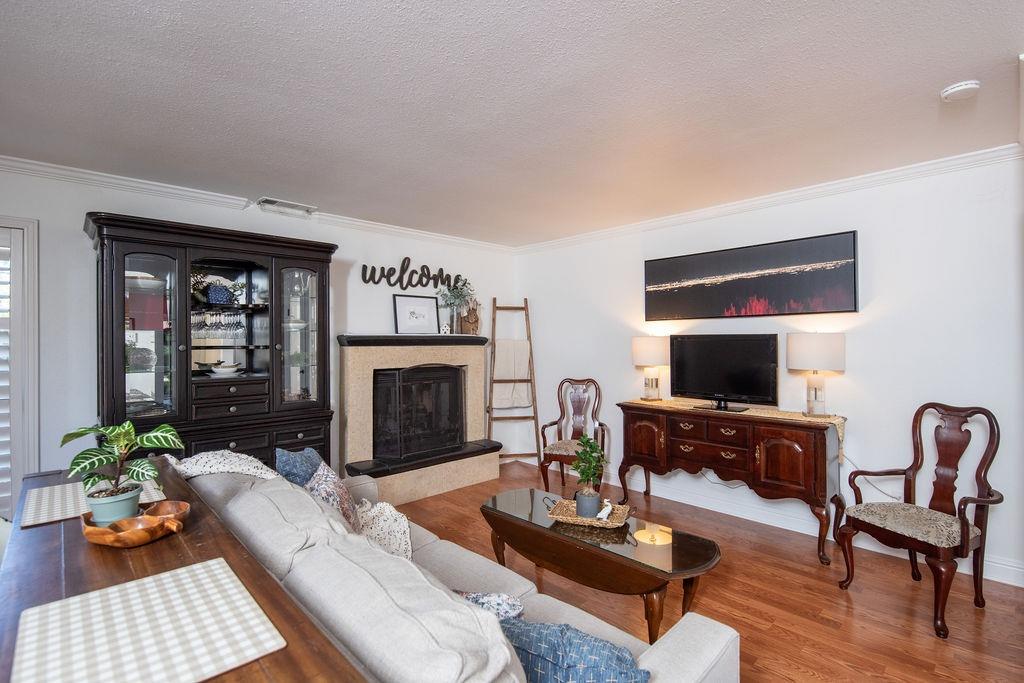 672 Shadowview Court